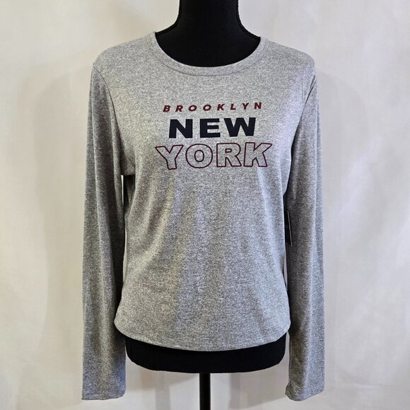 Harper & Ivy "Brooklyn New York" Gray Long Sleeve Top - Picture 1 of 13
